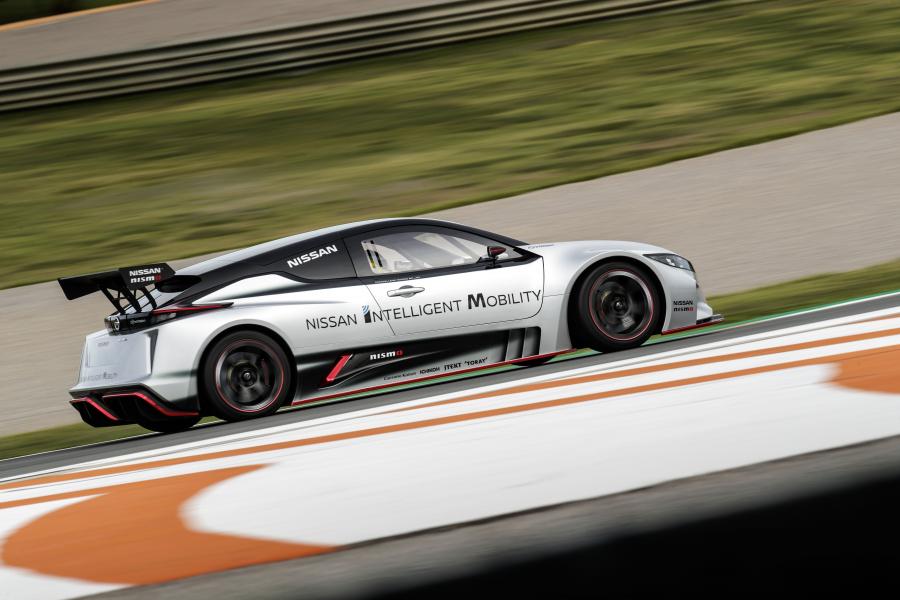  Nissan Leaf Nismo RC 2019 года  (фото 36 из 48)
